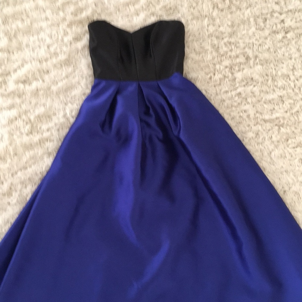 Gorgeous Alfred Sung Evening Gown
